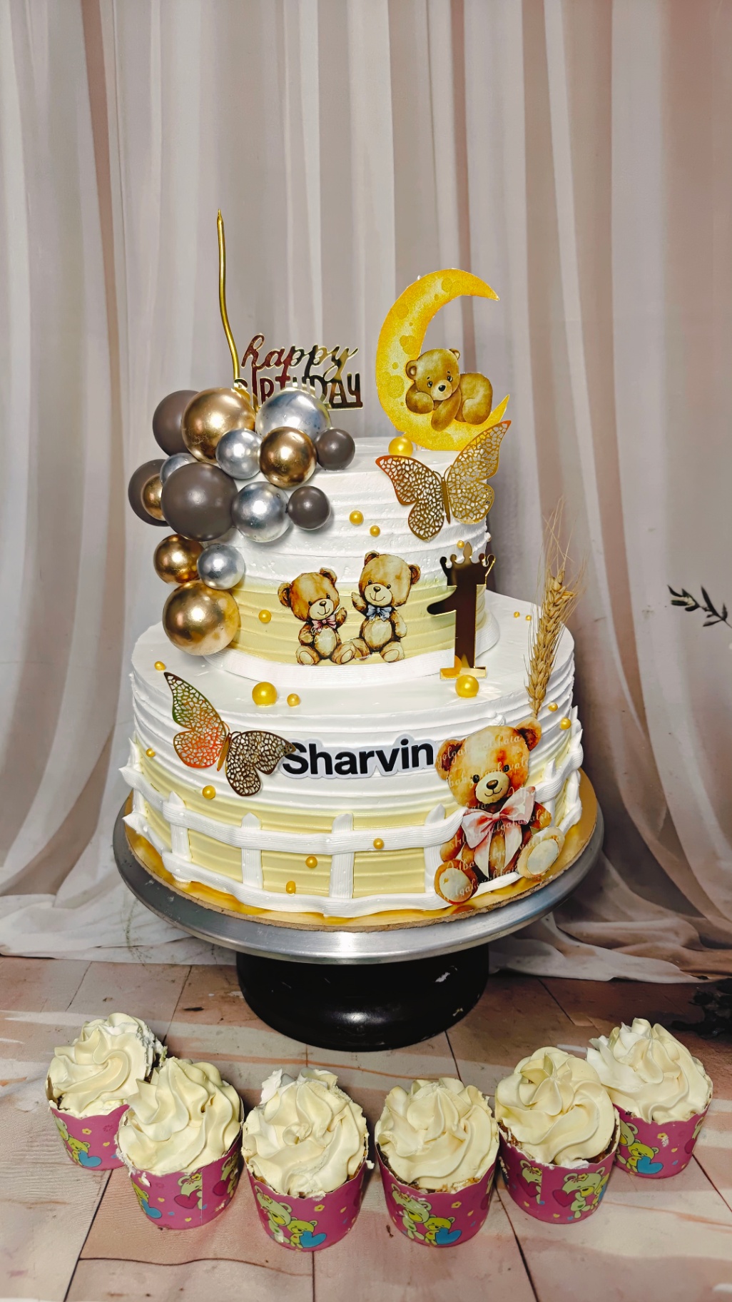 Teddy & Moon Gold Birthday Cake