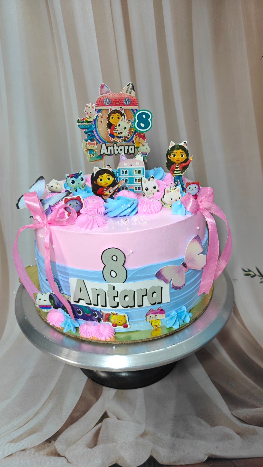 Antara Gabby's Dollhouse Budget Cake