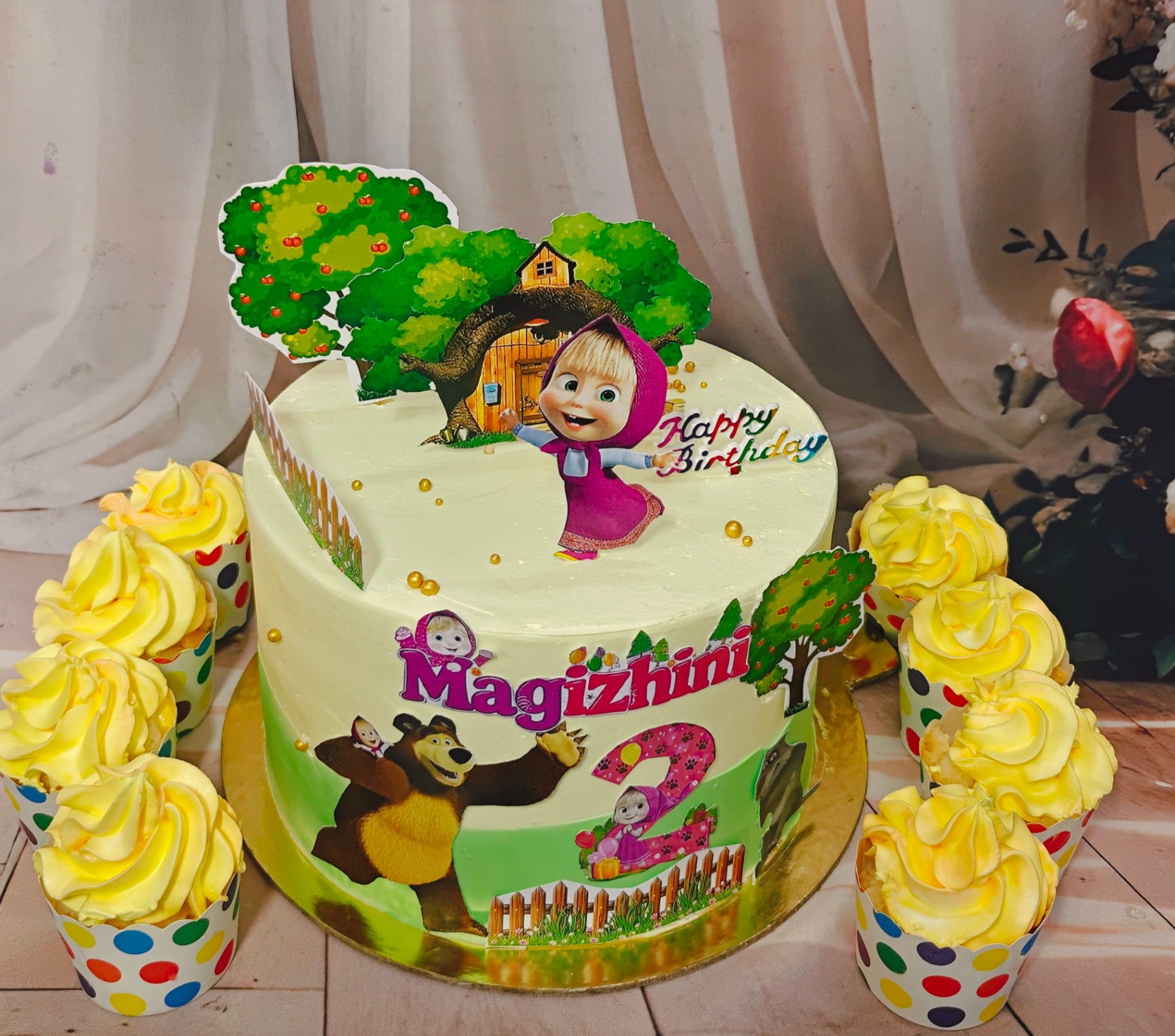 Masha & the Bear Budget Cake with Cupcakes